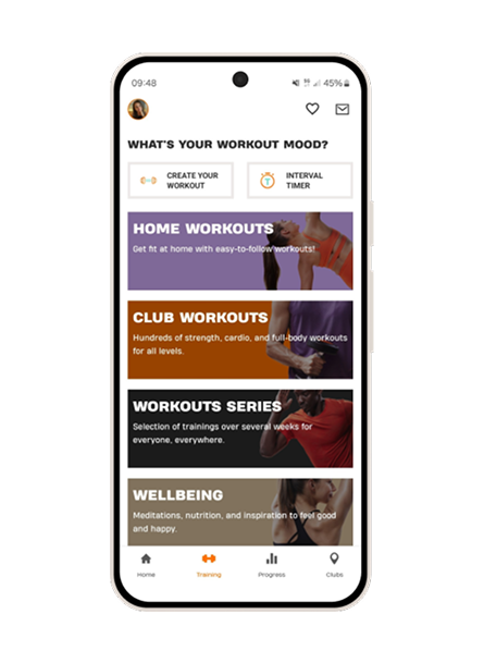 Scherm met verschillende trainingsopties: thuis trainen, club training, workout series en welzijn.