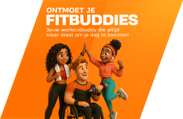 Illustratie van de FitBuddies &ldquo;Energy&rdquo; en &ldquo;Vibe&rdquo; die naast elkaar op de grond zitten tegen een oranje achtergrond. Energy draagt een oranje hoodie, teal legging en oranje-teal sneakers en houdt &eacute;&eacute;n schoen vast. Vibe draagt een oranje top en zwarte legging, zit op blote voeten met gekruiste benen. Beide lachen en kijken elkaar aan. Onderaan staat in witte letters: &ldquo;ONTMOET JE FITBUDDIES &ndash; Jouw workoutbuddy die altijd klaar staat om je dag te boosten!&rdquo;.
