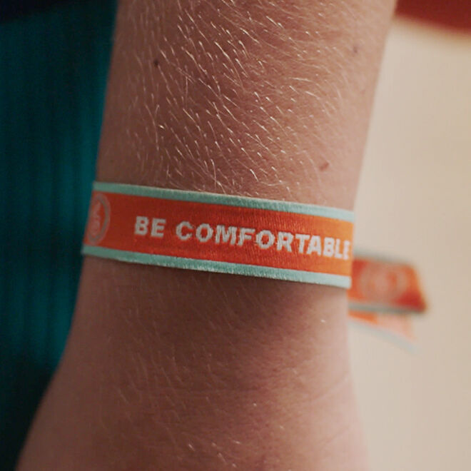 Be Comfortable Armband