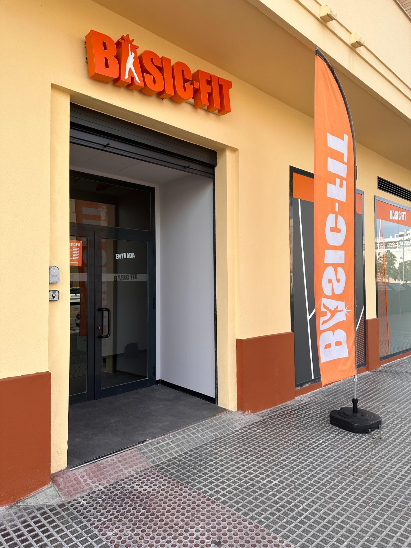 Gimnasio Basic-Fit Chiclana de la Frontera Travesía Alameda de Solano