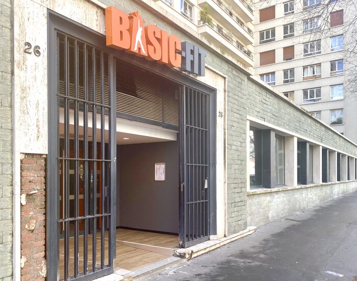 Entr&eacute;e Avenue Emile Zola Paris