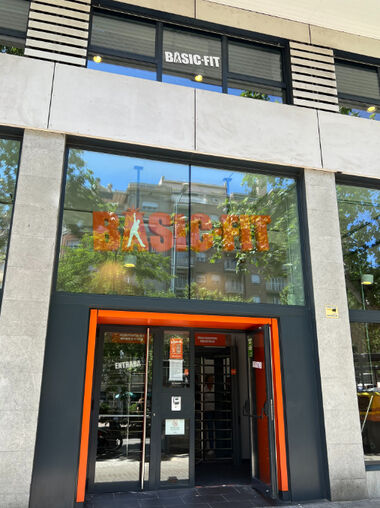 Basic-Fit Barcelona Avd. Josep Tarradellas 24/7 Basic-Fit Barcelona Avd. Josep Tarradellas 24/7