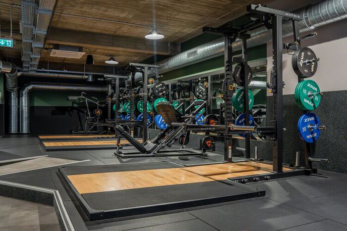 Free weight zone Squat Racks Schulstrasse Gronau
