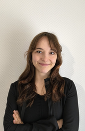 Laura Kohn Laura Kohn