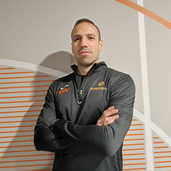 Alberto González