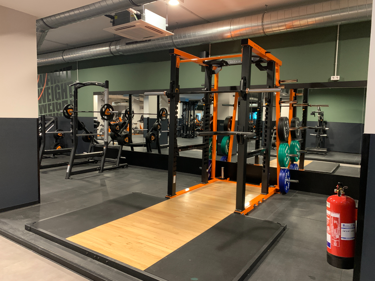 Gimnasio BasicFit Santa Coloma Av. Francesc Macía Gimnasio BasicFit Santa Coloma Av. Francesc Macía