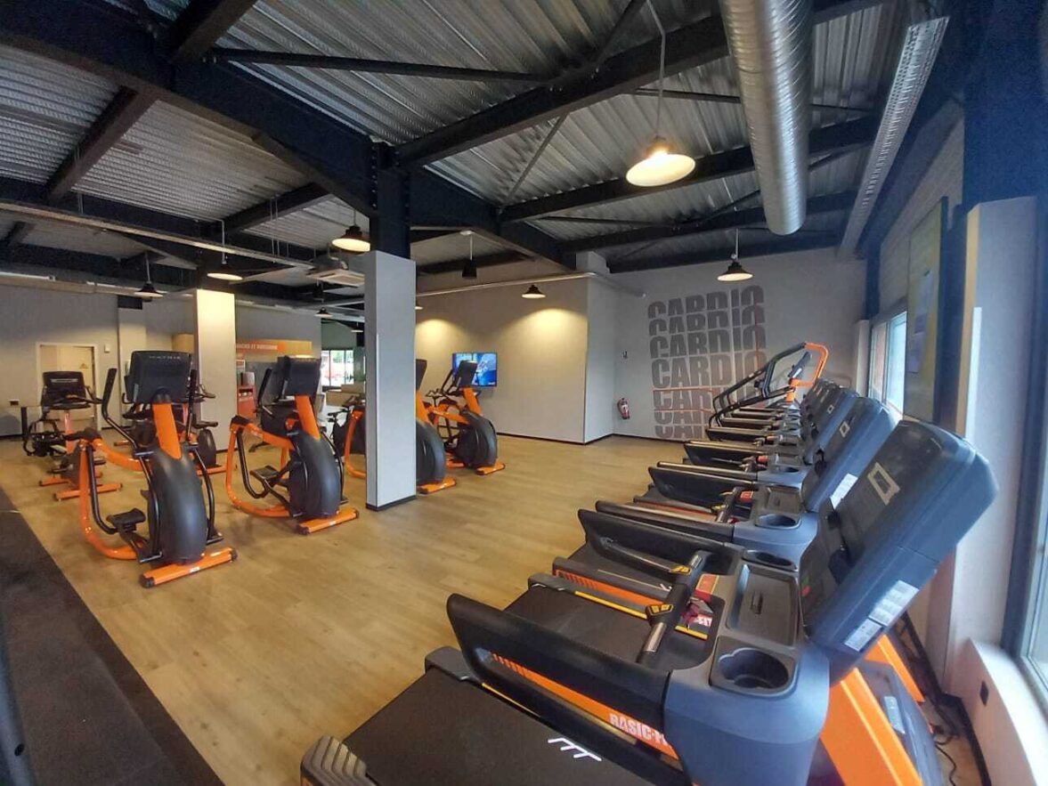 Salle de sport Basic-Fit Cranves-Sales Route de Taninges