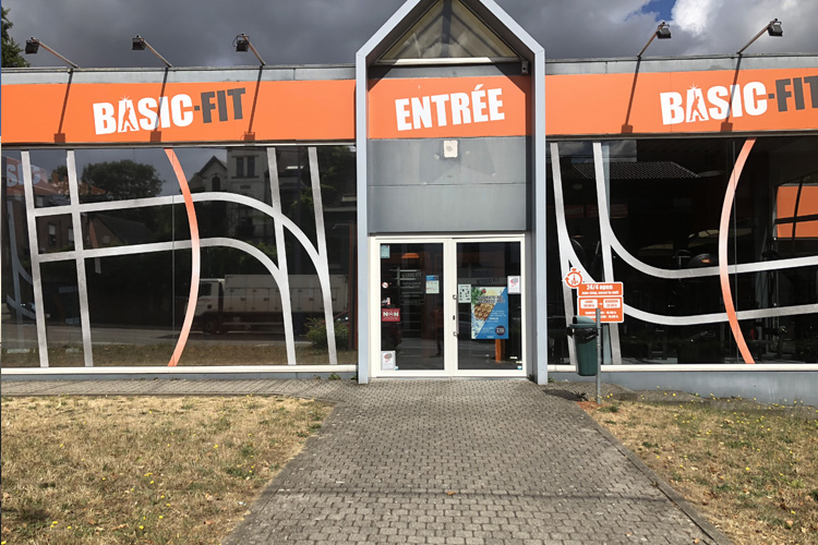 Salle de fitness BasicFit Courcelles Rue du General de Gaulle 24/7
