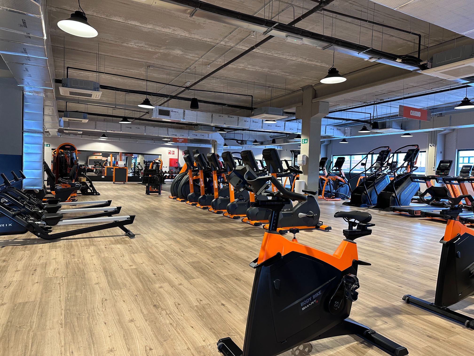Gimnasio BasicFit Leganés Eduardo Torroja