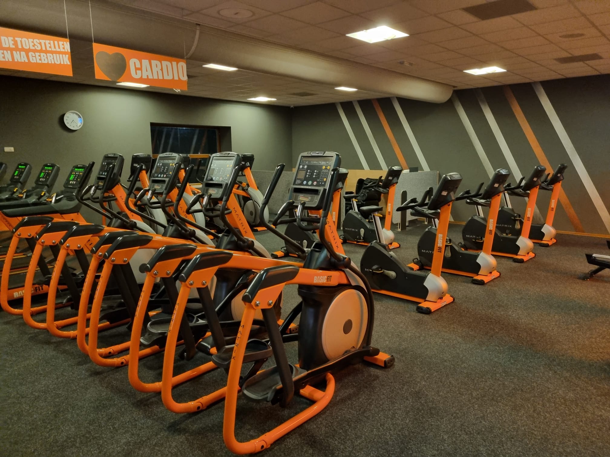 Sportschool Basic-Fit Doetinchem Keppelseweg 24/7