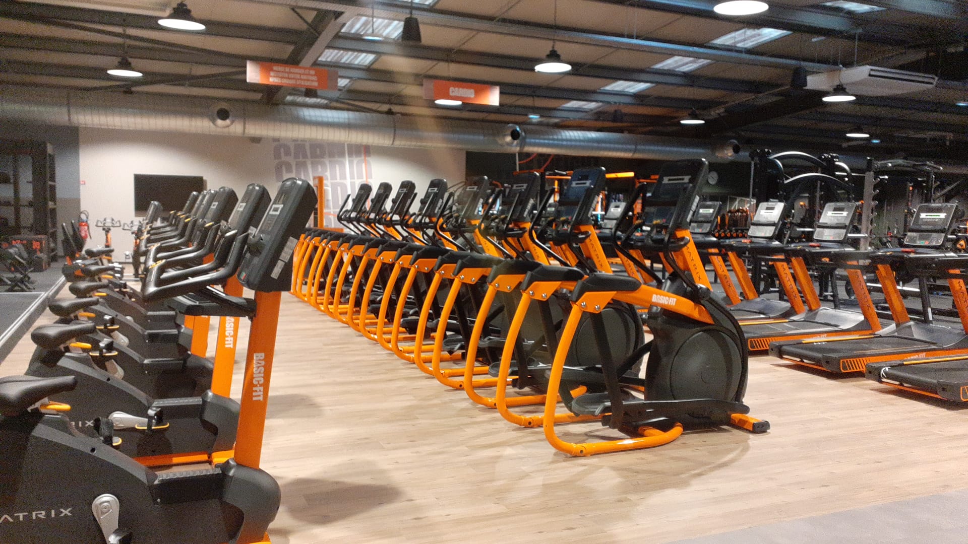 Salle de sport BasicFit Saint André Lez Lille Avenue de