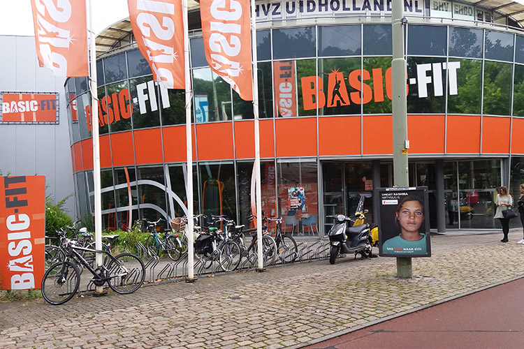 Oefeningen met elastiek Basic fit 24 uur open amsterdam