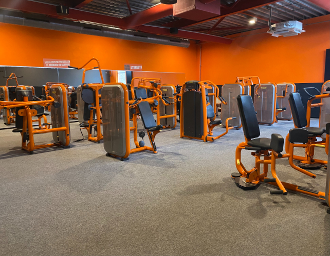 Sportschool Basic-Fit Papendrecht Burg. Keijzerweg 24/7